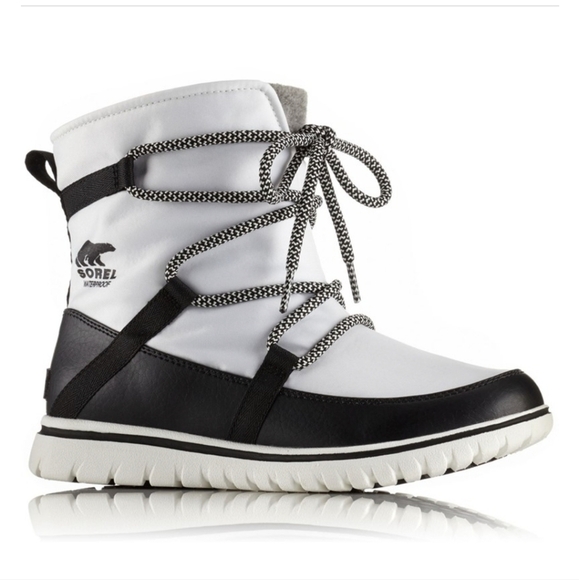 Sorel Women Outdoor Explorer Non Shell Waterproof Ankle Booties shoes sz7 - Picture 1 of 13